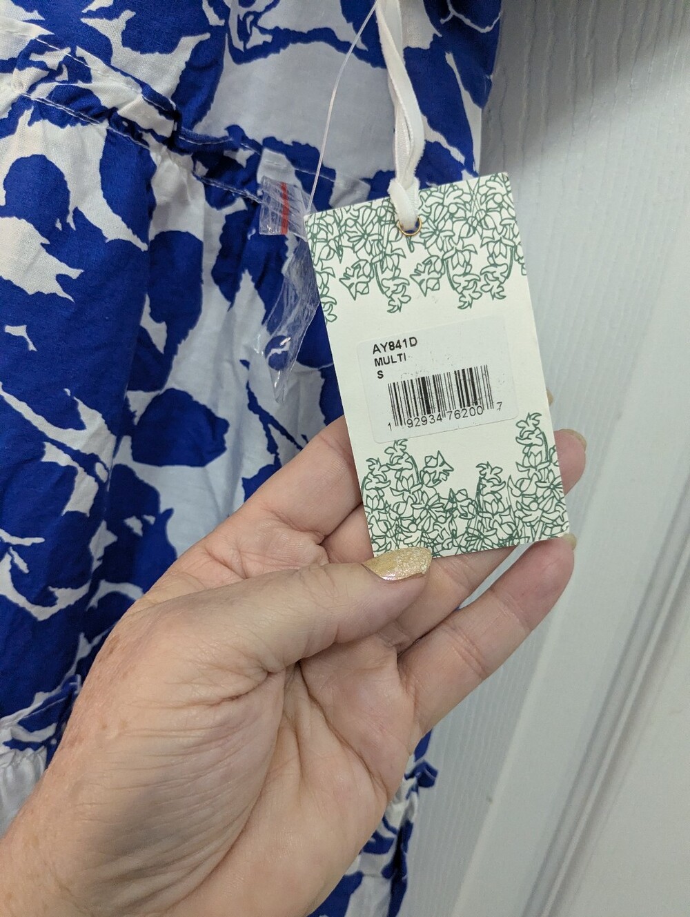 Tuckernuck Blue and White Floral Tiered Dress - Picture 9 of 13